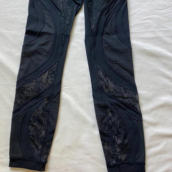 Lululemon Wunder Under High-Rise Tight 25" - Picture 7 of 10